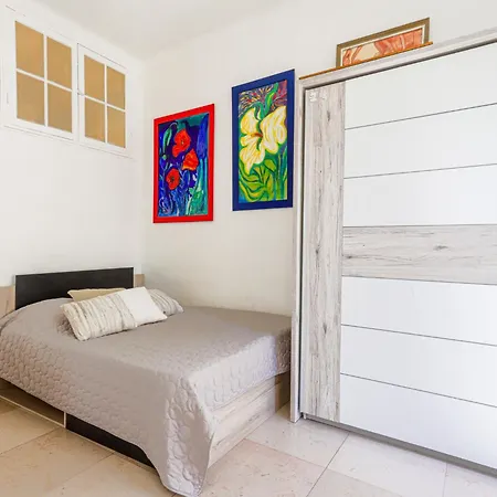 Herold-2 By Interhome شقة *